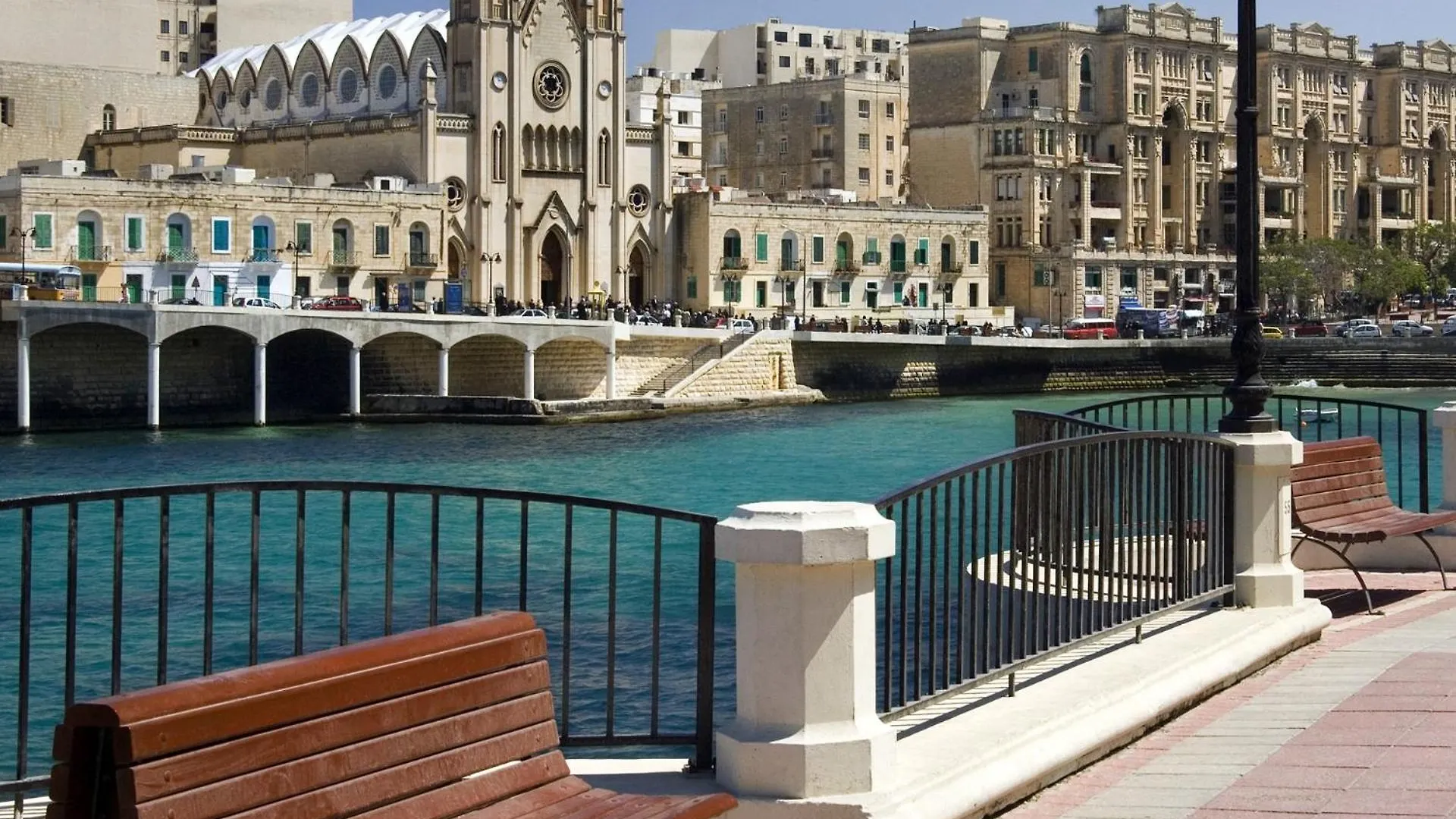 Stunning Penthouse In Msida Your Perfect Getaway