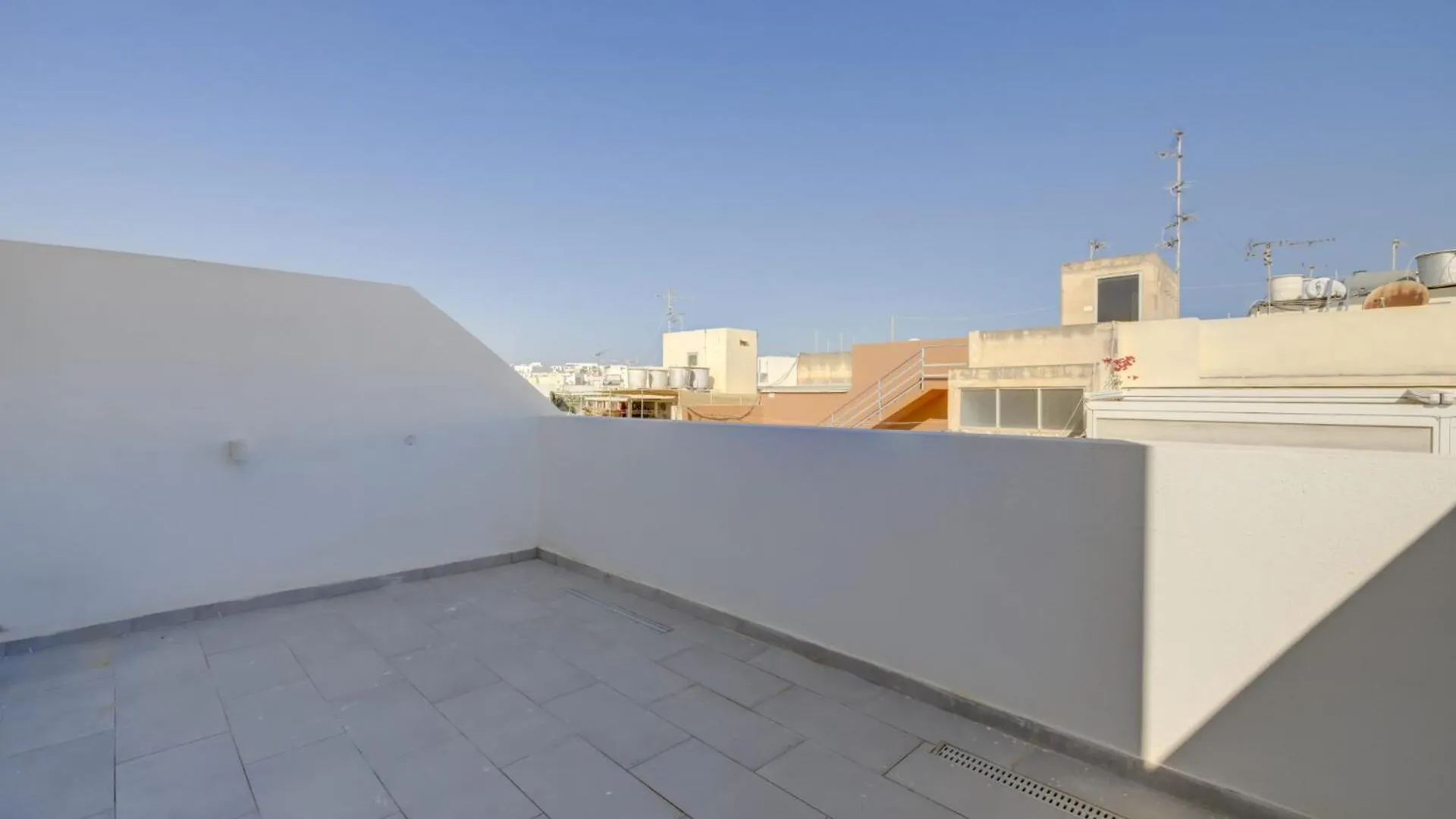 Apartment Stunning Penthouse In Msida Your Perfect Getaway