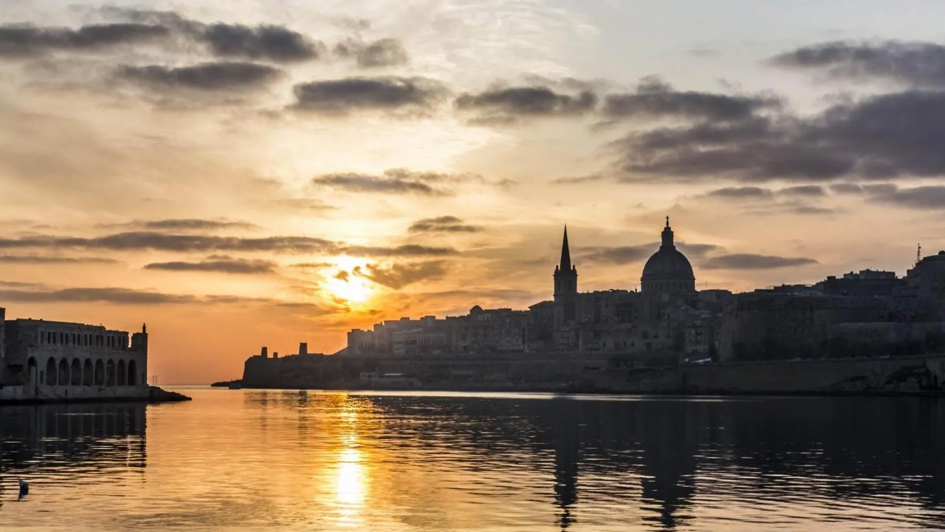 Stunning Penthouse In Msida Your Perfect Getaway Apartment