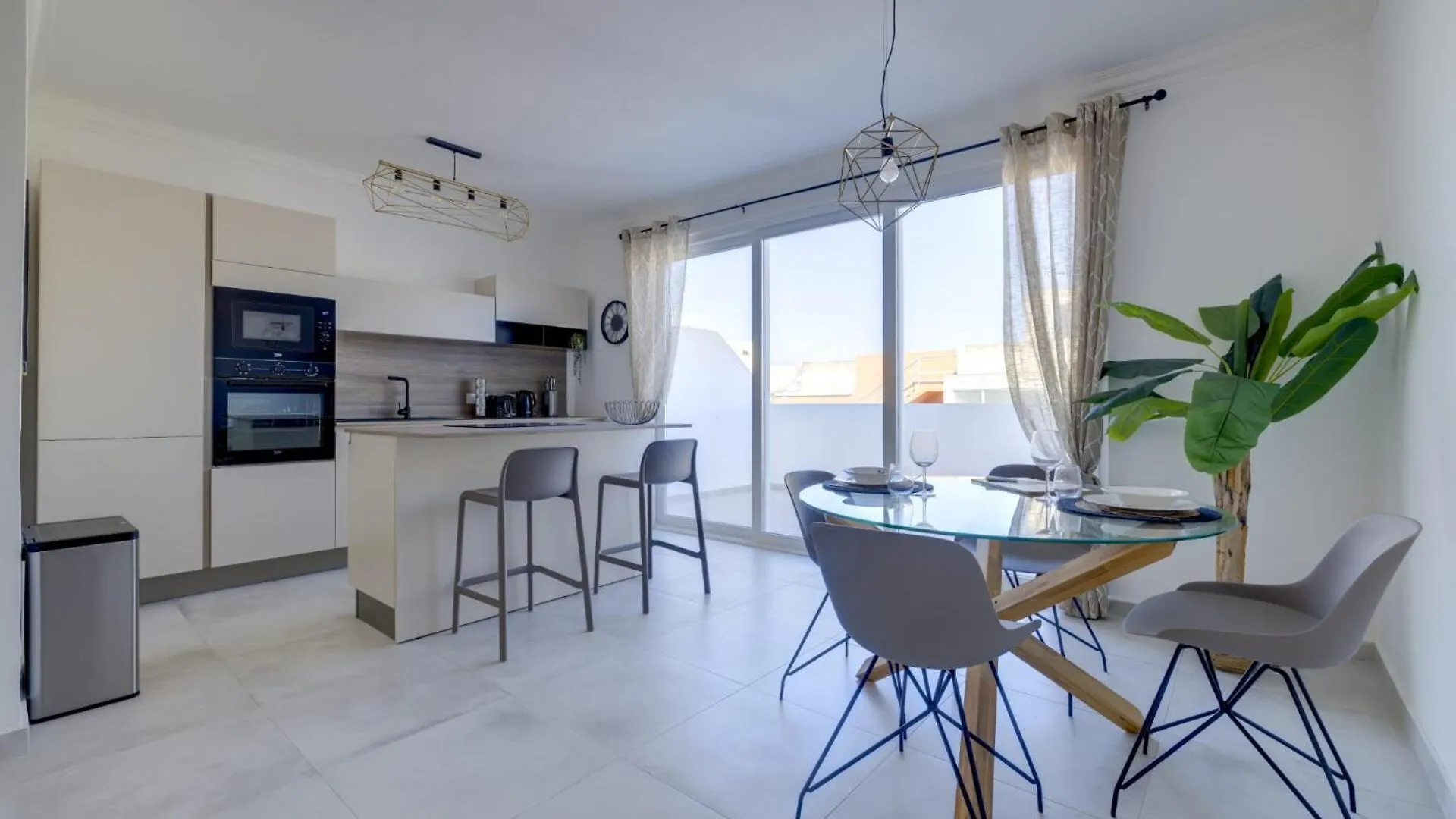 Stunning Penthouse In Msida Your Perfect Getaway location